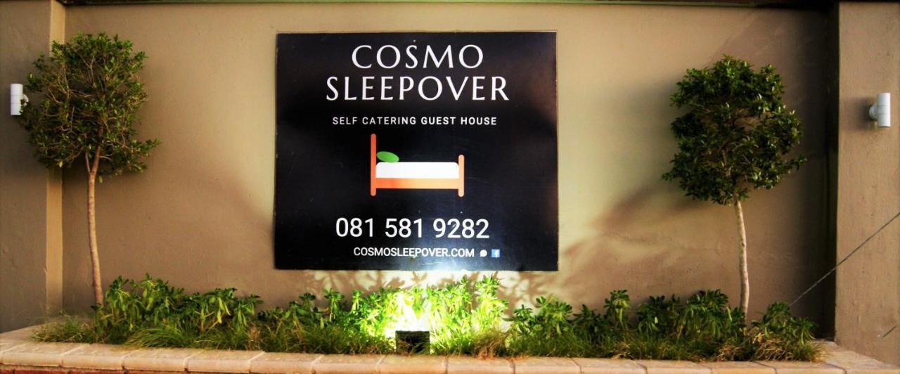 Cosmo Sleepover Roodepoort Luaran gambar